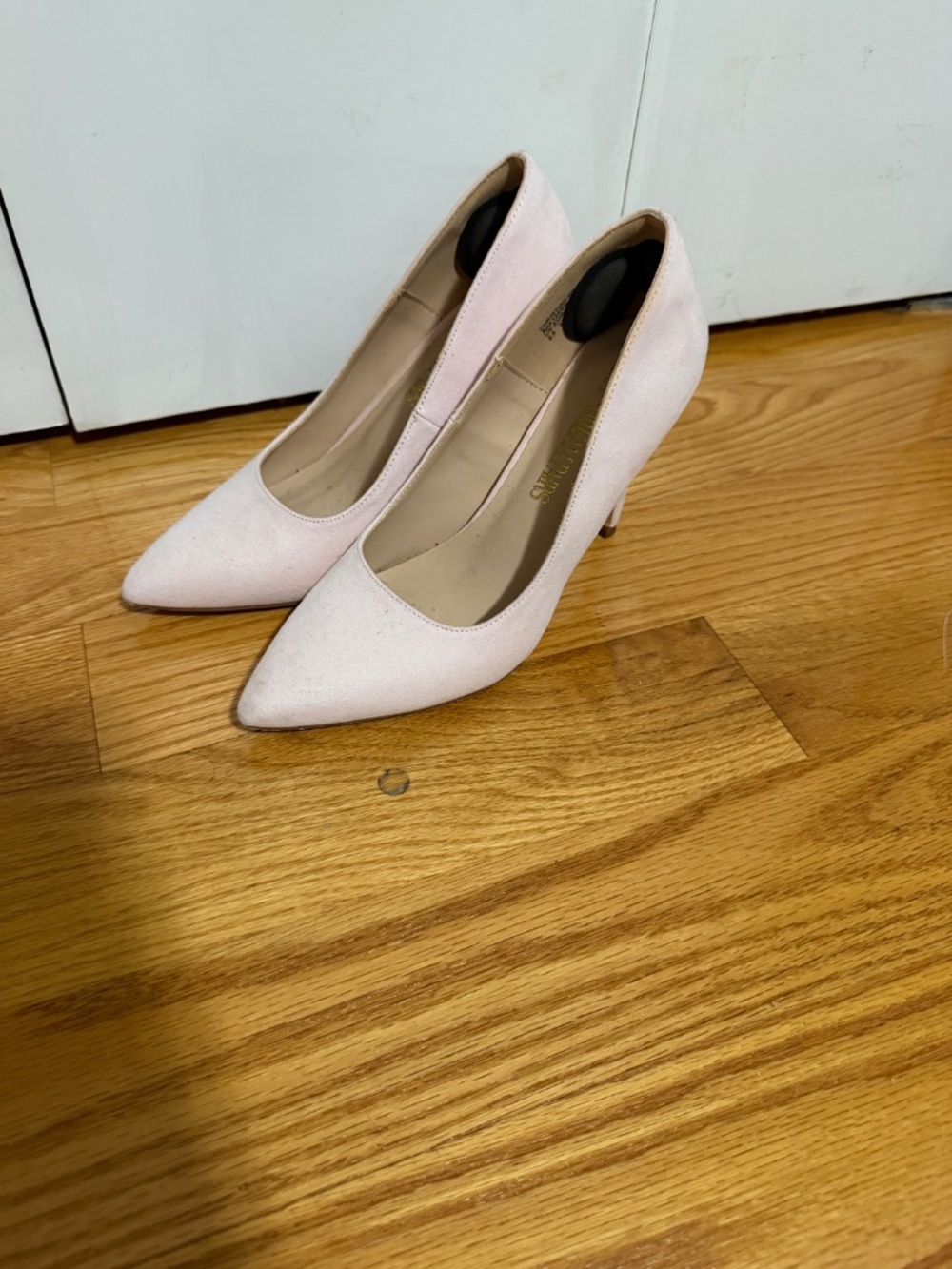 Pink Heels - Picture 2 of 3